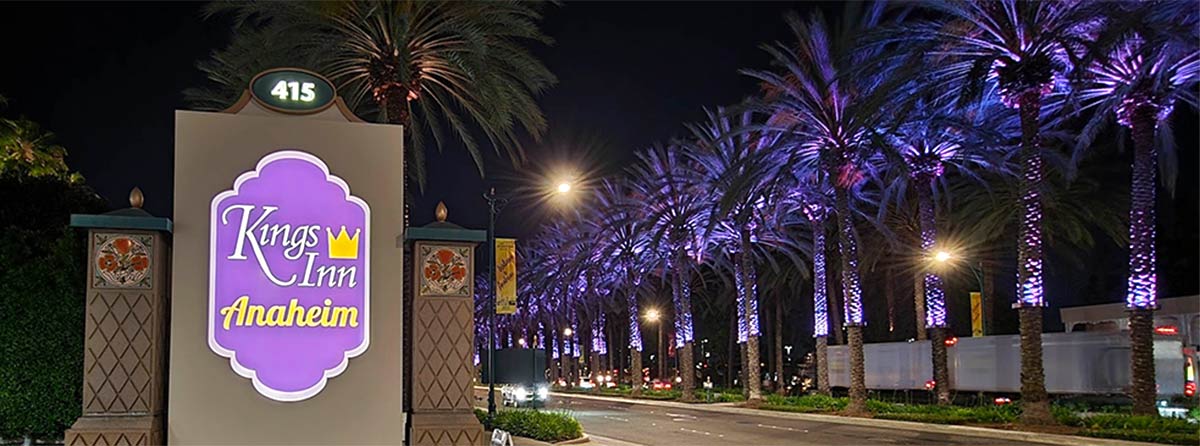 Kings-Inn-Anaheim-Flagship-Sign